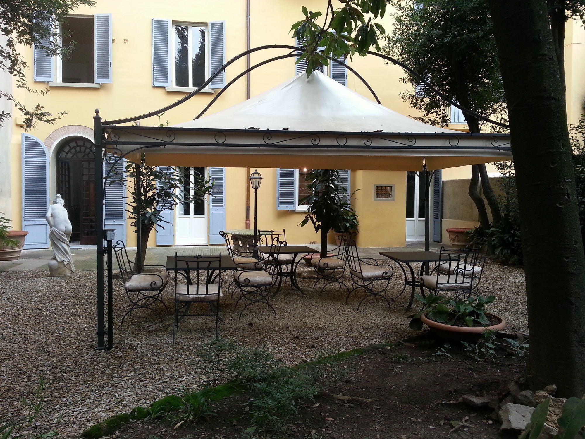 Little Garden Donatello Apartment Florence Ngoại thất bức ảnh